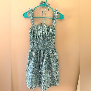 Stellah floral print dress with gorgeous neckline